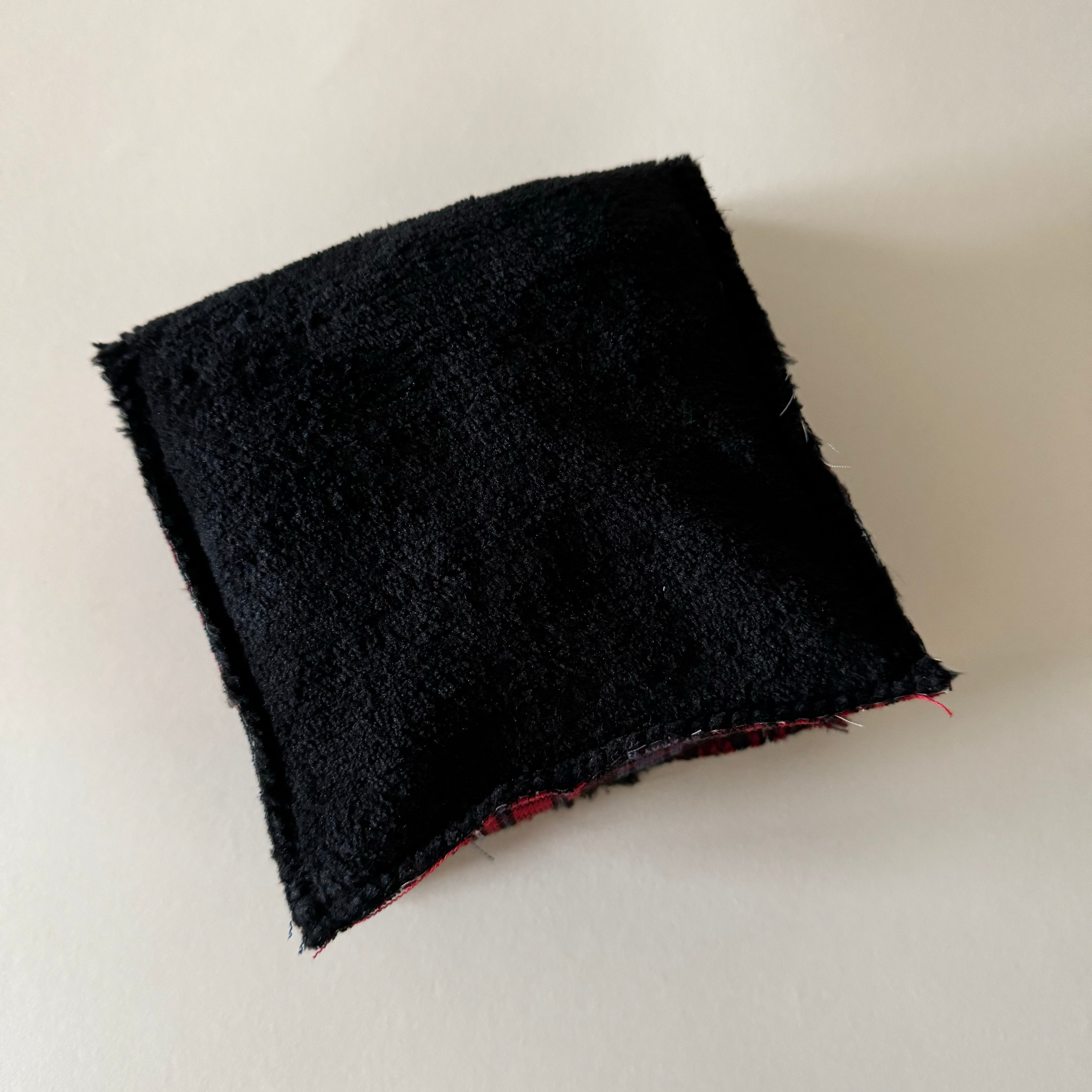 Bouillotte tour de cou rectangle tartan rouge/bleu/noir