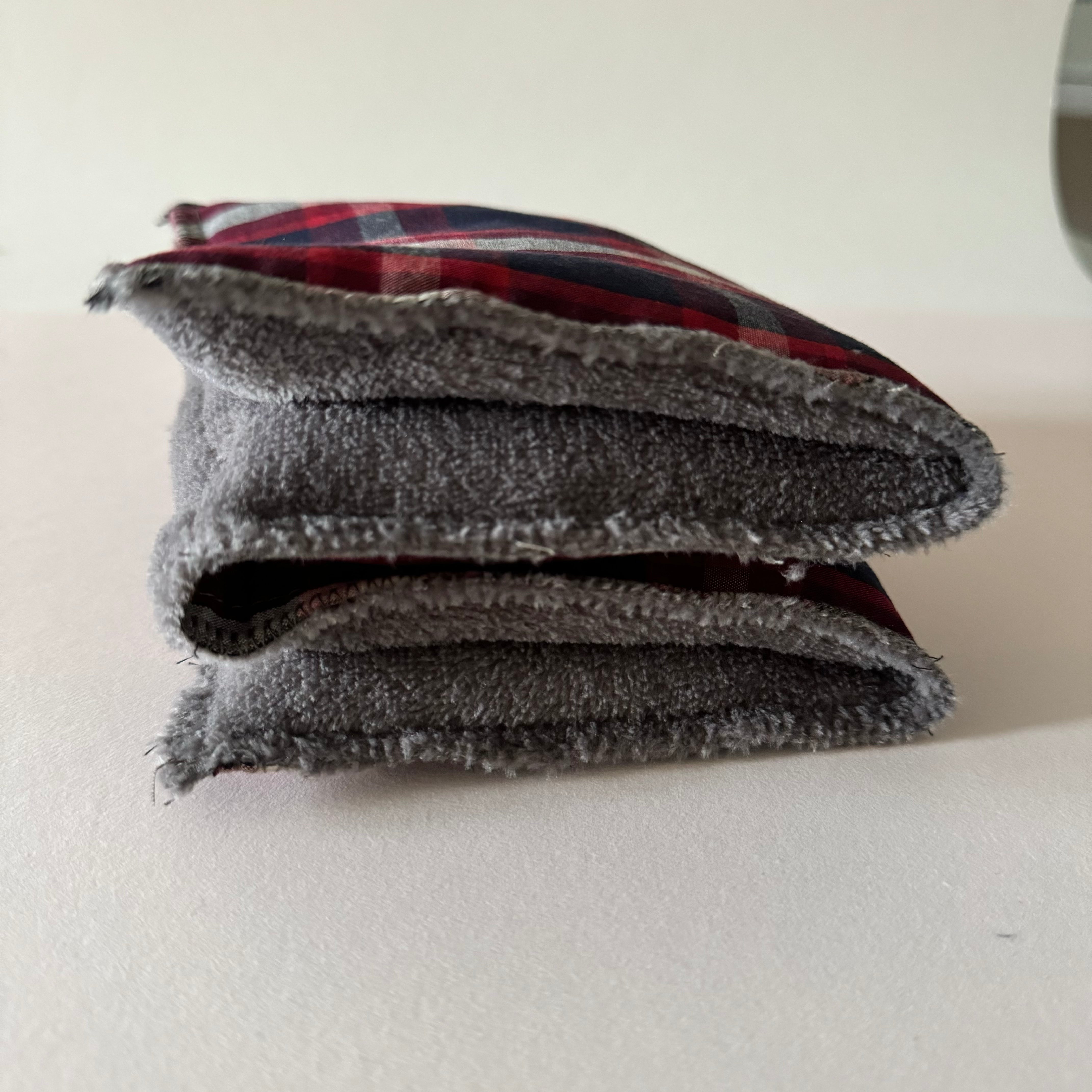 Bouillotte tour de cou rectangle écossaise  bleu/rouge/gris