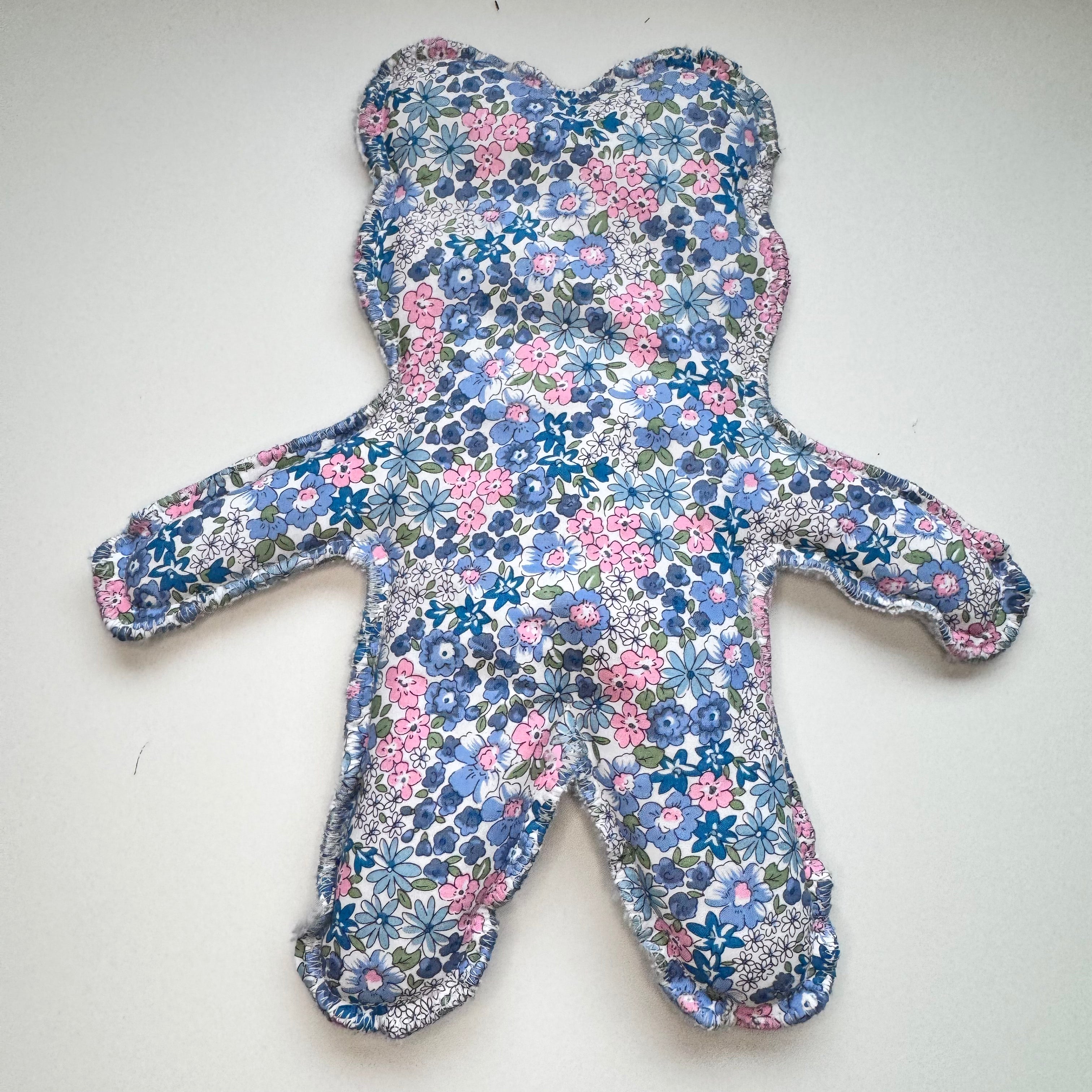 Bouillotte Ourson fleur bleu/rose/gris