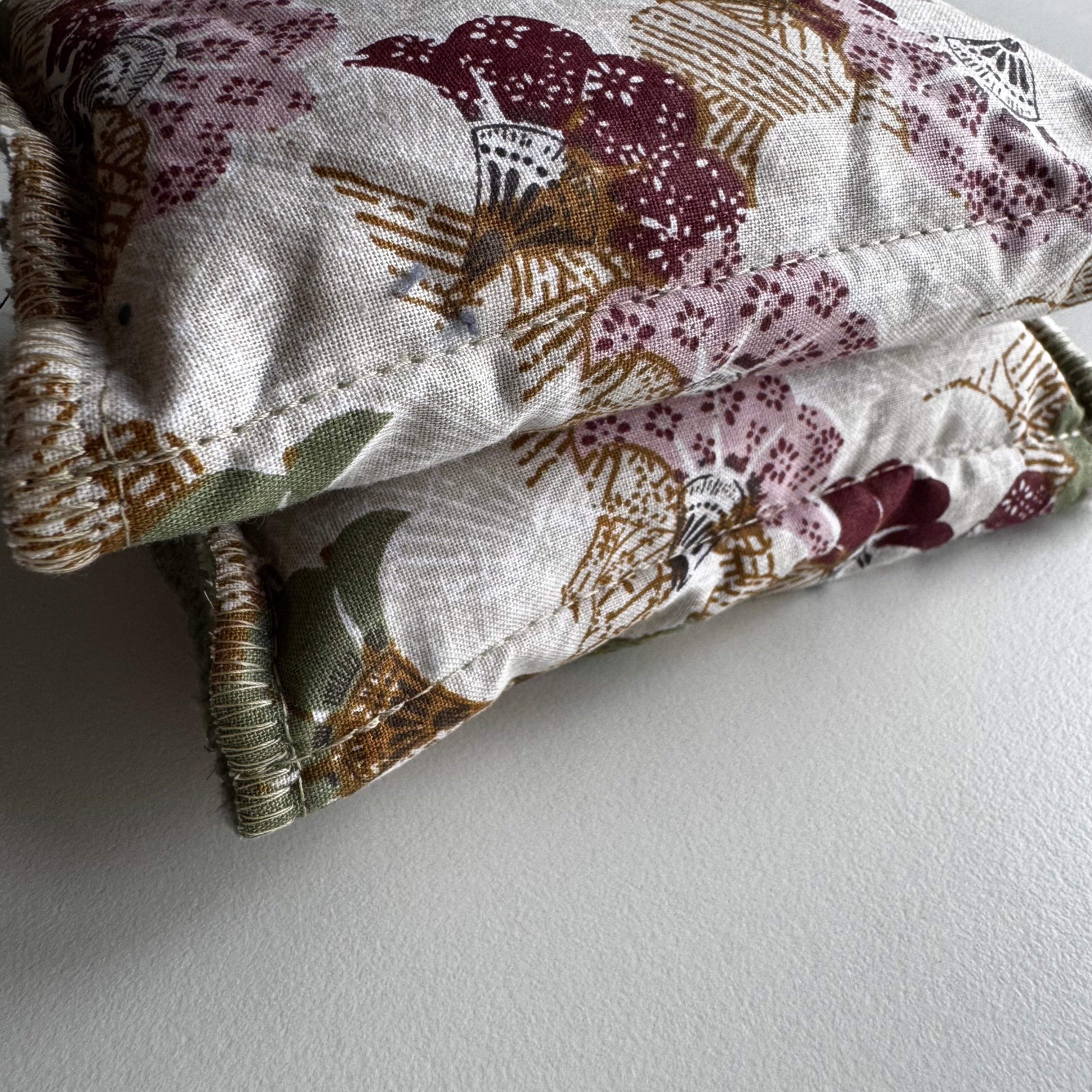 Bouillotte tour de cou rectangle bordeau/vert pale