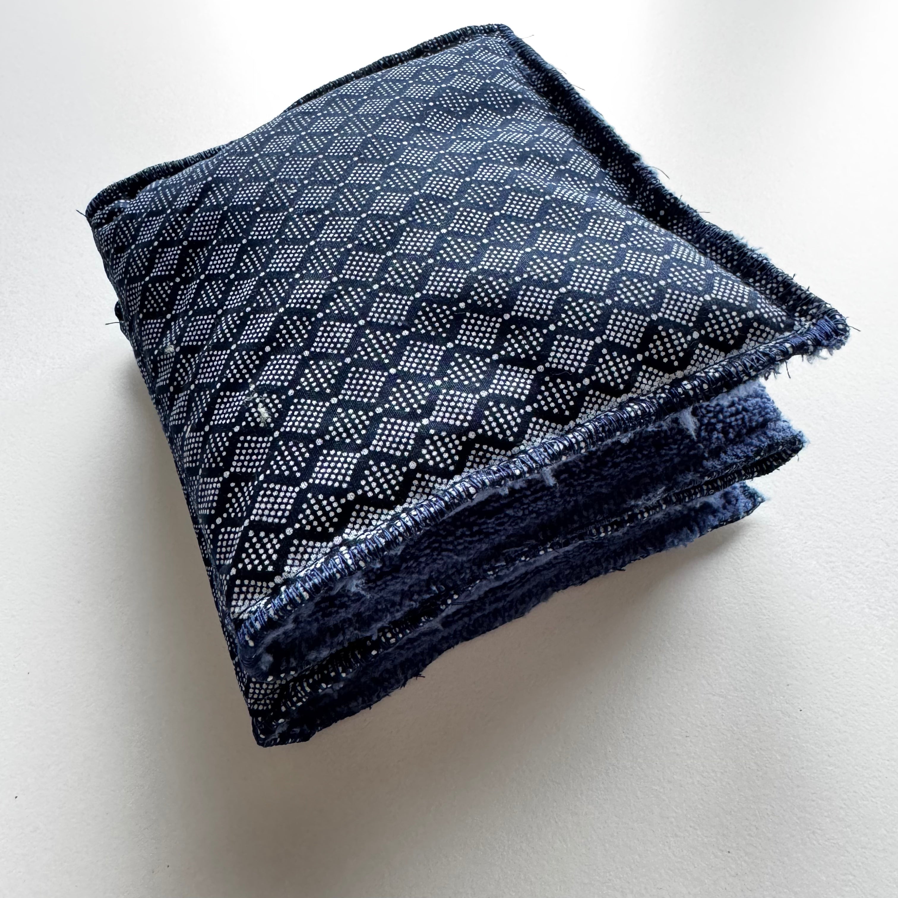 Bouillotte tour de cou rectangle graphique marine