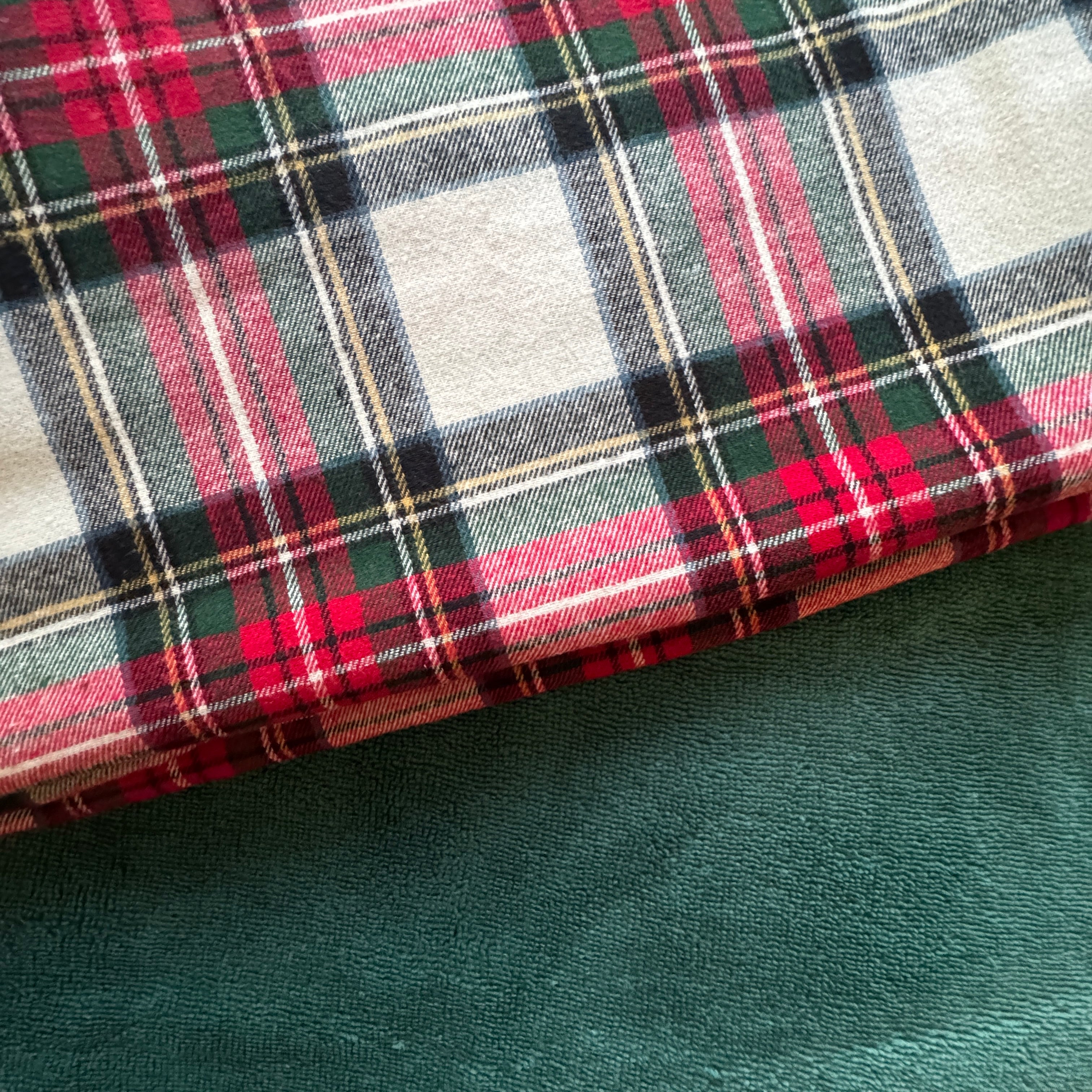 Bouillotte Tour de cou  "écossais"  ivoire/rouge/vert