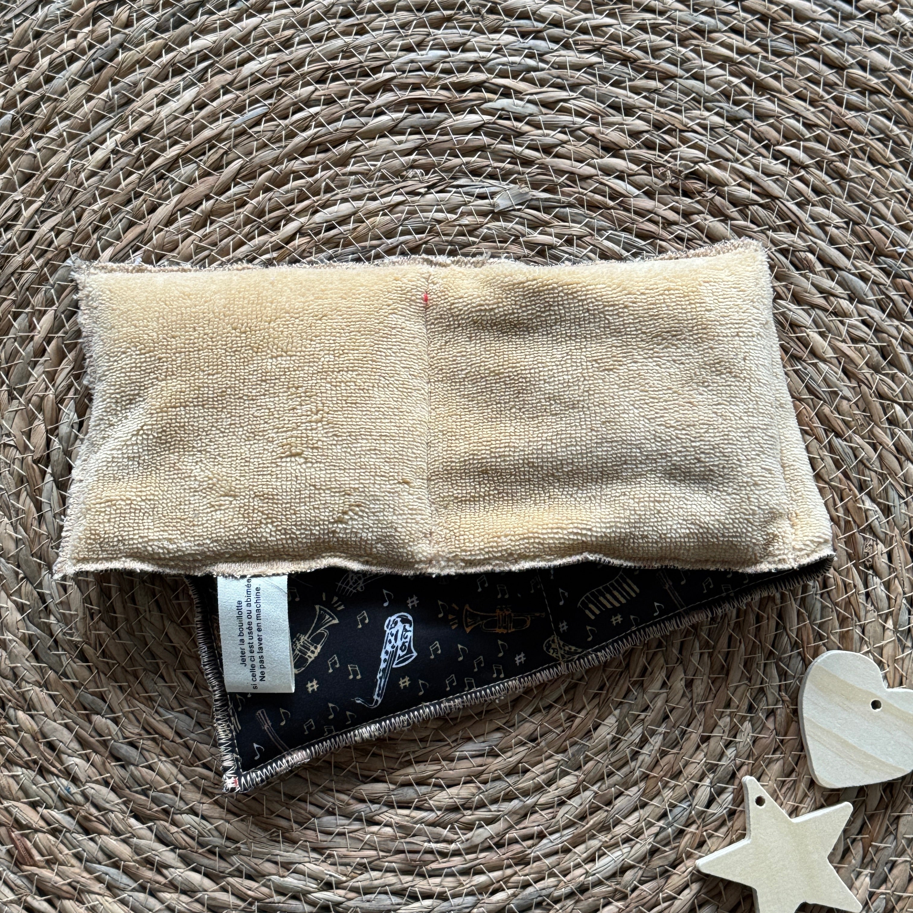 Bouillotte tour de cou rectangle instruments de musique noir/ocre